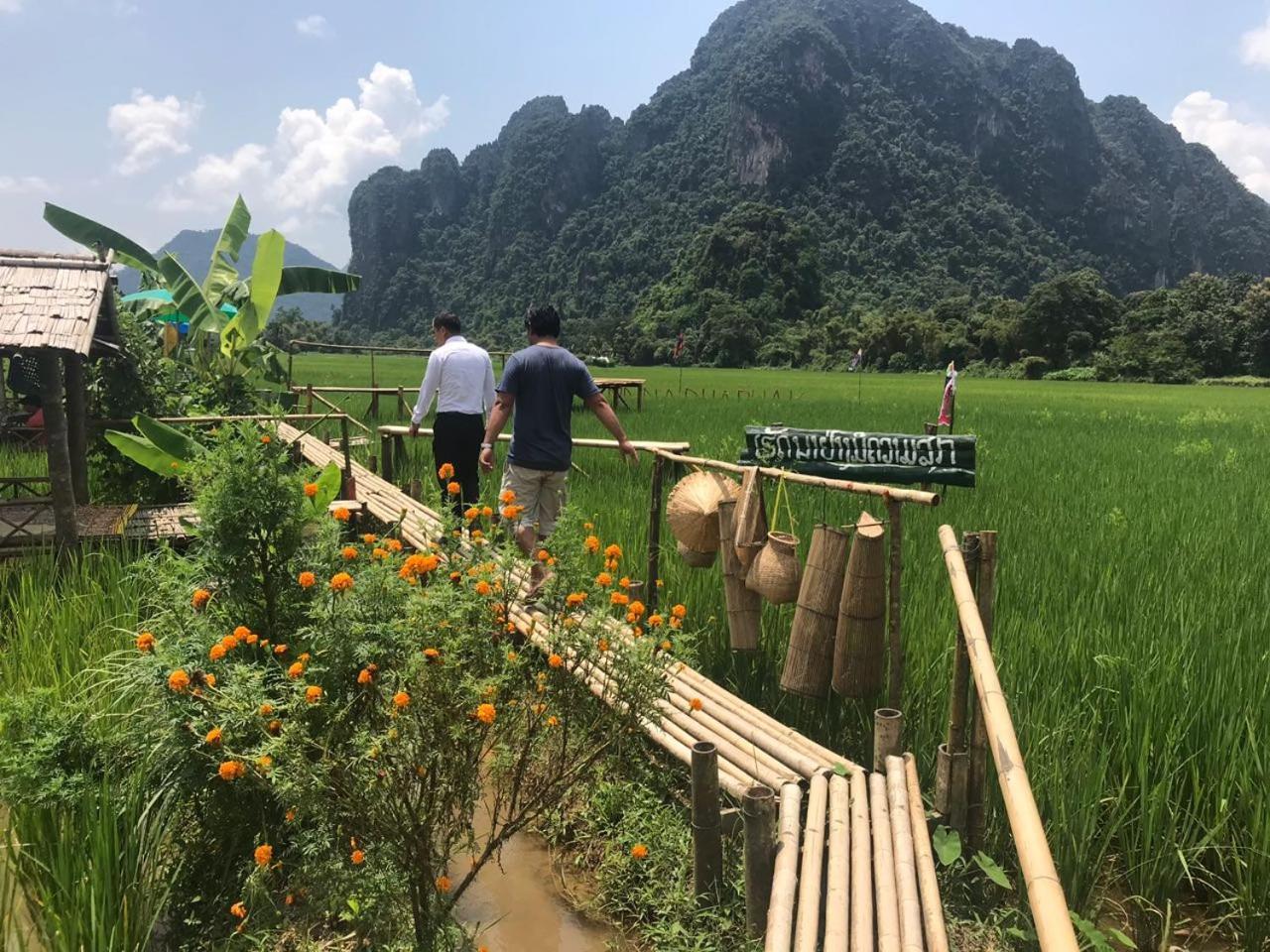 Somsiri Resort Vang Vieng Exterior photo